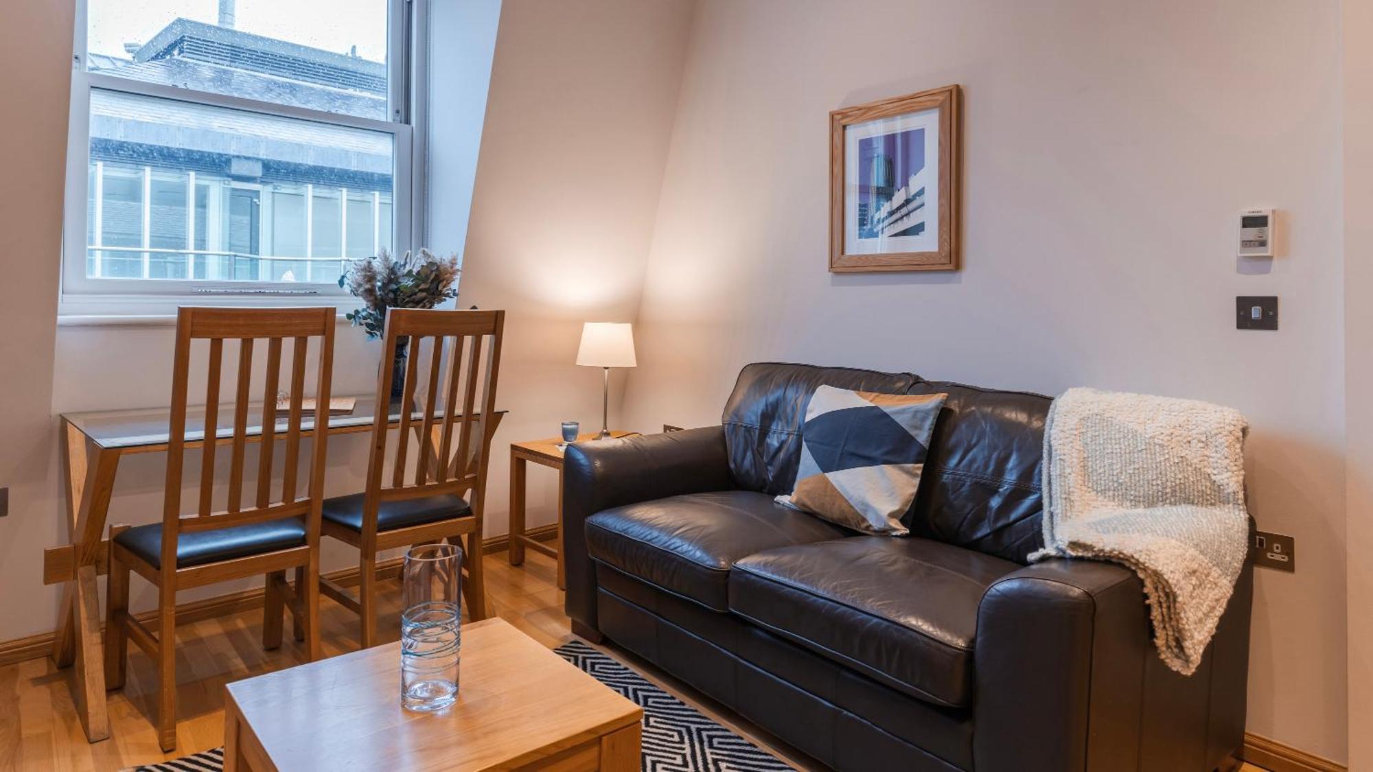 Cannon Street Serviced Apartments By Lovelystay Londres Exterior foto